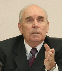 Омбудсман Алексей Селюков